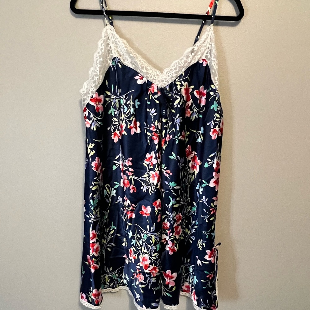 Vintage OSCAR De La RENTA navy  floral slip dress